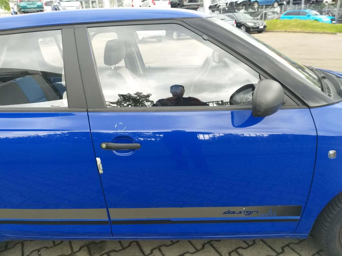 Skoda Fabia 2 5J original Tür vorn rechts 4590 Dynamic Blau Bj.2009